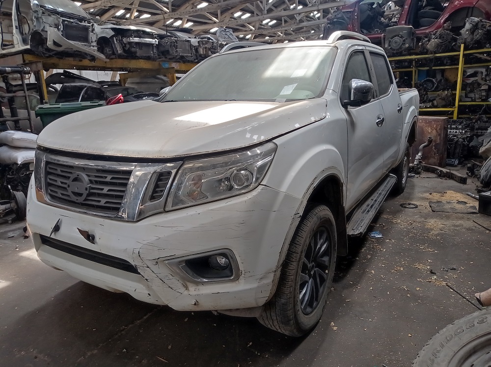 CULATA Nissan NP 300 2015  USADA  EN DESARME